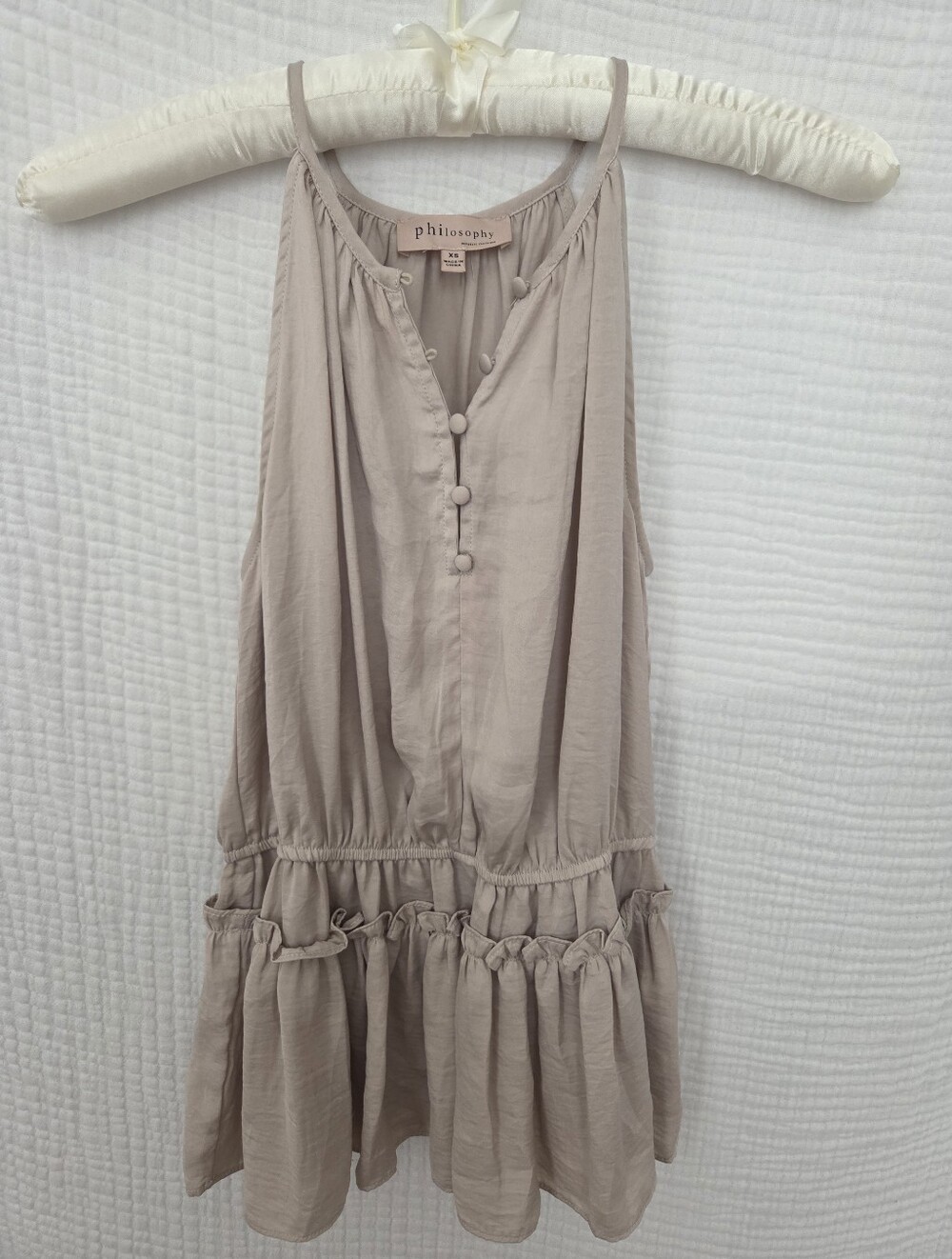 Philosophy Taupe Ruffle-Hem Sleeveless Button Tank -XS